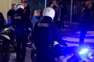 «Με τραυμάτισε πρώτος, θα του κάνω μήνυση», καταιγιστικές εξελίξεις στο μαχαίρωμα στην Ελευσίνα