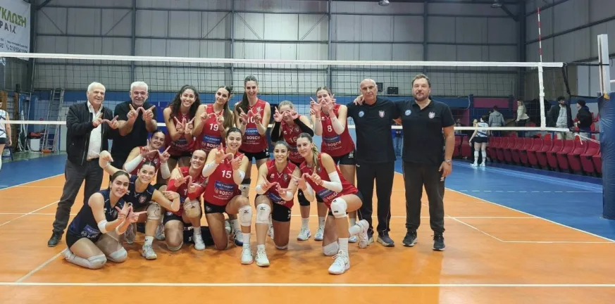 Οι γυναίκες της Παναχαϊκής σάρωσαν τον Ιωνικό και πανηγύρισαν το «2»