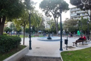 Πλατεία Όλγας: Ξεκίνησαν οι βανδαλισμοί λίγες ημέρες μετά την ανάπλασή της