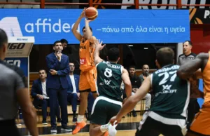 Ο Προμηθέας γκέλα στην έδρα του από την Τρίερ- Φωτογραφίες
