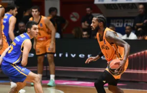 Ο Προμηθέας έχασε ένα δικό του παιχνίδι... - Φωτογραφίες