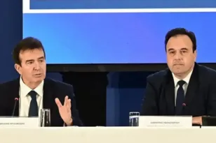 Μπλακ άουτ, κυβερνοεπιθέσεις και ψευδείς ειδήσεις: Η διπλή απειλή για την οποία προειδοποιούν Χρυσοχοΐδης και Παπαστεργίου
