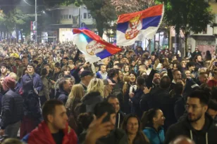 Σερβία: Οι φοιτητές έριξαν τον Βούτσιτς, τώρα πρέπει να κυβερνήσουν – Το μεγάλο στοίχημα μετά την ιστορική νίκη