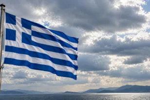 Καιρός: Πώς θα γιορτάσουμε την 28η Οκτωβρίου – Βροχές και καταιγίδες στη Δυτική Ελλάδα, πού θα σημειωθούν ισχυρά φαινόμενα