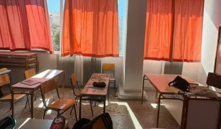 Πάτρα: Κλειστό το 6ο Λύκειο μετά την πτώση οροφής, τι έδειξε η αυτοψία