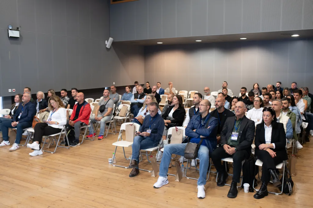 Η Πάτρα κινήθηκε ξανά σε ρυθμούς fitness με το 2ο Fitness Meeting Δυτικής Ελλάδας! Η Πάτρα κινήθηκε ξανά σε ρυθμούς fitness με το 2ο Fitness Meeting Δυτικής Ελλάδας!