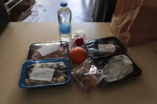 Σχολικά γεύματα: Ξεκινούν στις 13 Οκτωβρίου για 249.247 μαθητές σε όλη την Ελλάδα – Σε ποια σχολεία της Αχαΐας