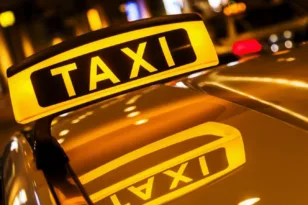 Νέα Ιωνία: Εφιαλτικές στιγμές για οδηγό ταξί – Της επιτέθηκε και της έκοψε το αυτί
