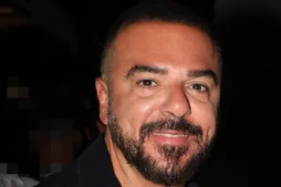 «Πετσόκομμα, πετσόκομμα. Ο Κωνσταντίνος τους πετσοκόβει όλους», Τριαντάφυλλος υπέρ Αργυρού