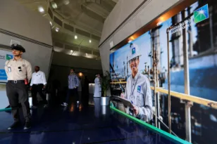 Aramco: Εκκενώνονται τα κεντρικά στη Σαουδική Αραβία – Τέσσερις νεκροί από νέα χτυπήματα