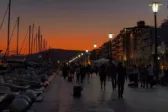 Βόλος: Επίθεση σε επιβάτες ταξί στην παραλία – Τους έβγαλαν από το όχημα και τους ξυλοκόπησαν