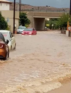 Βιβλική καταστροφή στην Κρήτη, σοκάρουν οι εικόνες, 255 κλήσεις στην Πυροσβεστική, έρχεται και νέα κακοκαιρία