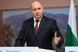 Βουλγαρία: Δύο μασκοφόροι πίσω από τον εμπρησμό 11 κεραιών Starlink; Έρευνα για δολιοφθορά