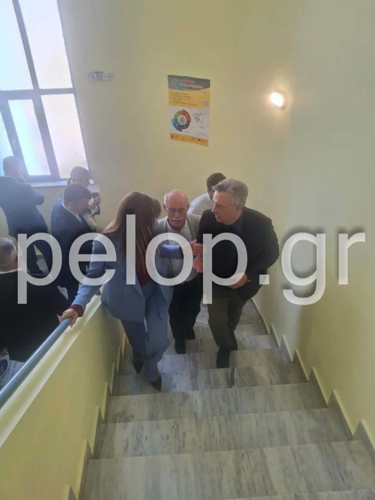 Η νέα τεχνολογία μπαίνει στα σχολεία από την Πάτρα – Τι έχει μέσα το Κέντρο Καινοτομίας που εγκαινίασε η Σοφία Ζαχαράκη Η νέα τεχνολογία μπαίνει στα σχολεία από την Πάτρα – Τι έχει μέσα το Κέντρο Καινοτομίας που εγκαινίασε η Σοφία Ζαχαράκη