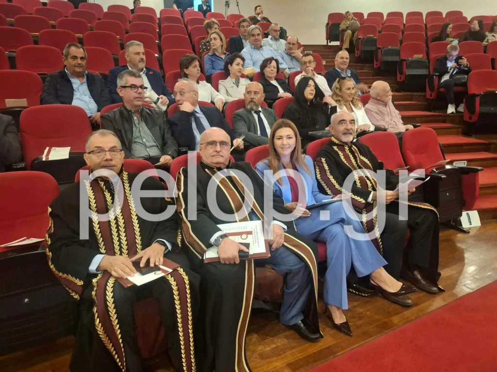 Σοφία Ζαχαράκη από το Πανεπιστήμιο: «Η Πάτρα υποδέχεται ανθρώπους από όλον τον κόσμο» – Πρεμιέρα για την Αγγλόφωνη Ιατρική Σοφία Ζαχαράκη από το Πανεπιστήμιο: «Η Πάτρα υποδέχεται ανθρώπους από όλον τον κόσμο» – Πρεμιέρα για την Αγγλόφωνη Ιατρική